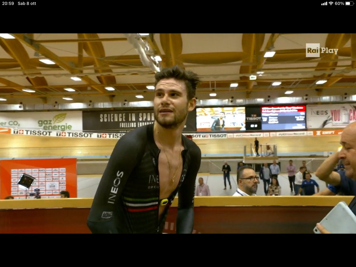 maxperri71's tweet photo. Questo ragazzo vola! #RecordDellOra #Ganna #TopGanna #GannaTime @GannaFilippo https://t.co/WeYzhVFbuU