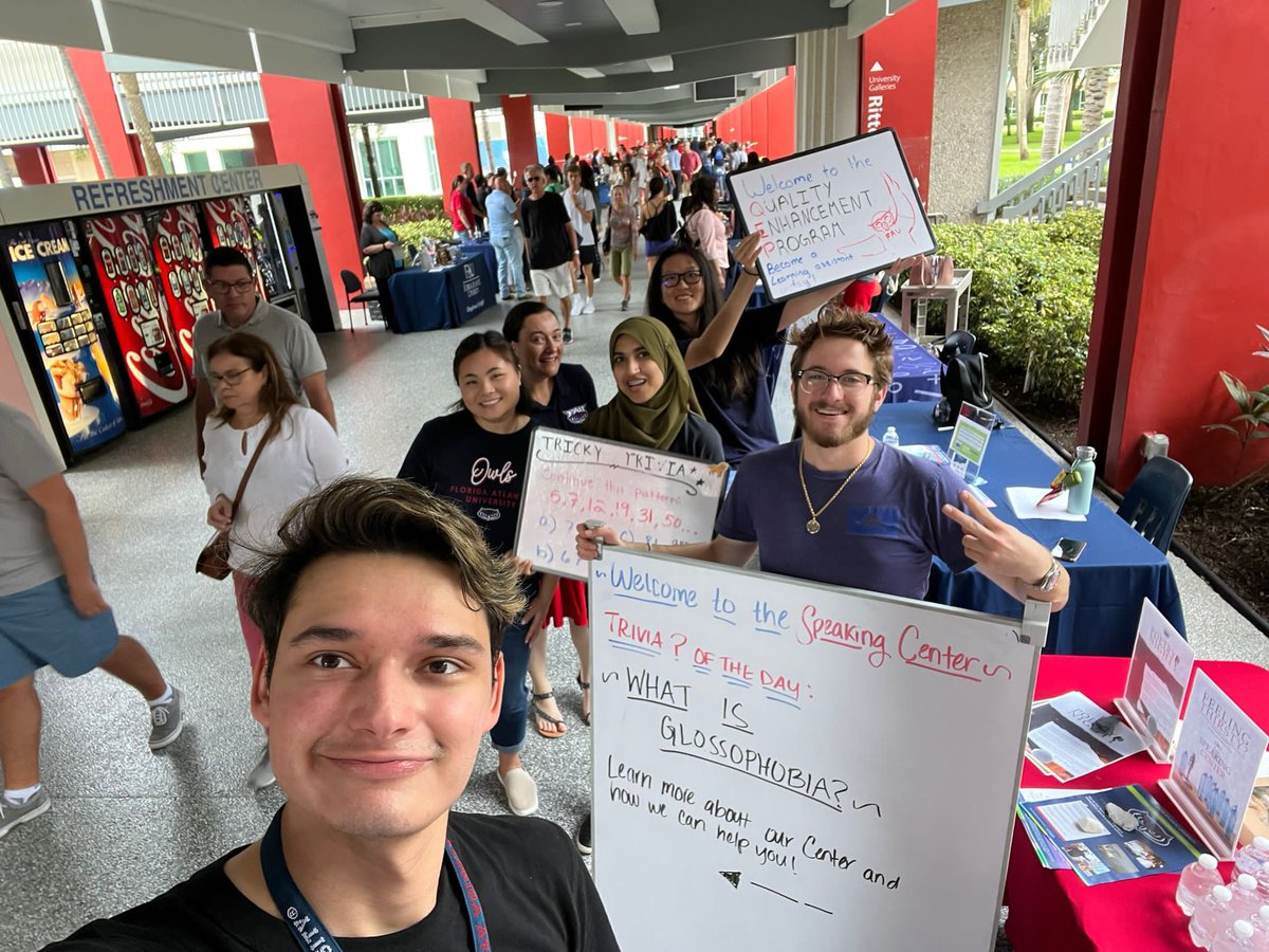 FAUspeaks's tweet photo. The Speaking Center consultants (and fellow CTL tutors) were ready for their mission bright and early on a dreary Saturday morning! Bringing their own positive energy to Explore FAU!  #fau #fauboca #explorefau #fauspeaks #fauscms #fauctl https://t.co/MWjbYRzvEt
