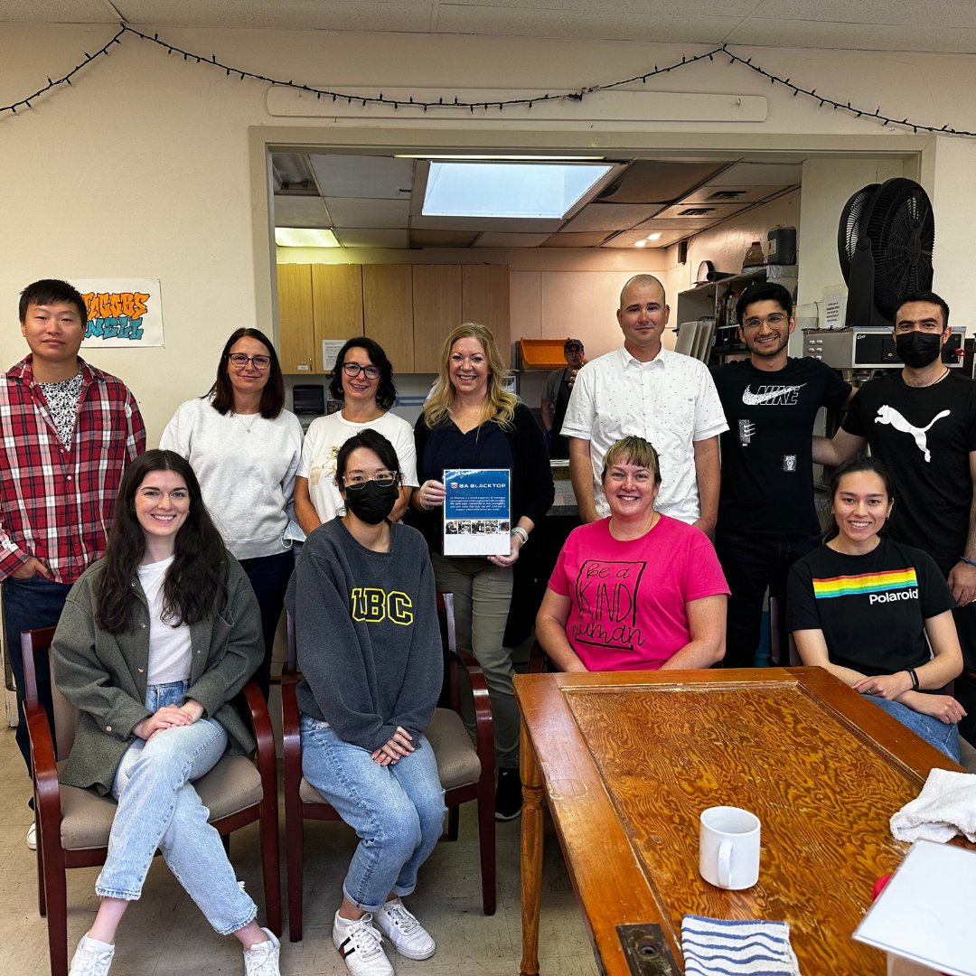 MPEastVan's tweet photo. In September, our Power Breakfast team served over 640 guests and made over 700 breakfasts! We could not have done this without the support of our volunteers and partners that take time from their weekends. Thank you #BABlacktop for sponsoring a Power Breakfast in September! π₯π³ https://t.co/NfpEabEYIU
