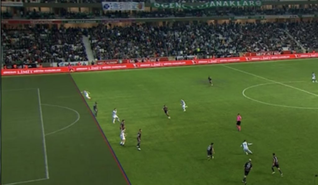 _samiyenhaber's tweet photo. El ne zamandan beri ofsayt sayılıyor? https://t.co/w6ig0SApFb