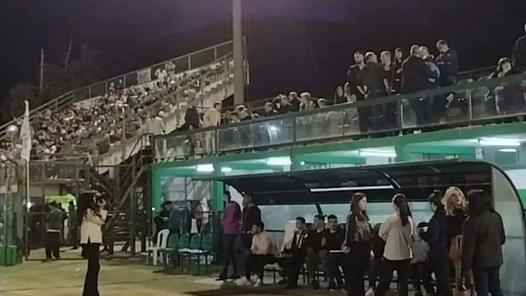 #AhoraSunchales
Acompañamos al Club Atlético Unión en la nueva edición de la Fiesta Nacional del Fútbol Infantil. 
Felicitaciones a la institución albiverde y a todas las personas que con su esfuerzo hacen posible este evento de gran magnitud.
#OrgulloSunchalense