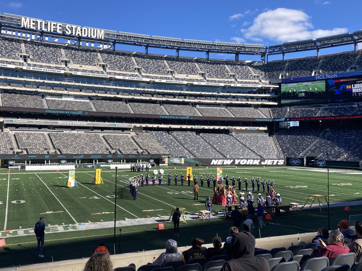 coachgildner's tweet photo. GREAT JOB BY THE MARCHING REBELS AT METLIFE STADIUM!!! ⁦@AnthonyLimaldi⁩ https://t.co/qz5ccBpdgr