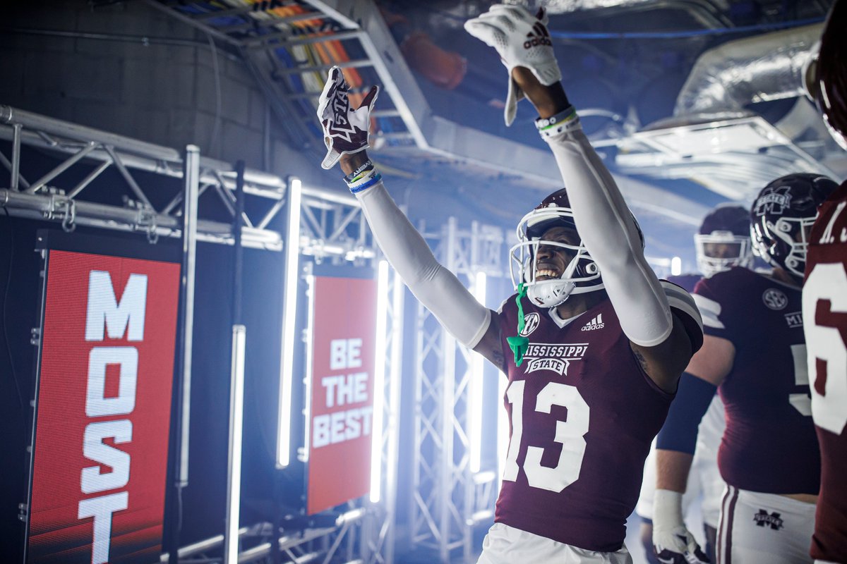 𝙁𝙤𝙧𝙗𝙚𝙨 𝙄𝙨𝙡𝙖𝙣𝙙... Throw There If You Dare 🚫 @emmanuelforbes7 with interception No. 4 of the season and 12 of his career #HailState🐶