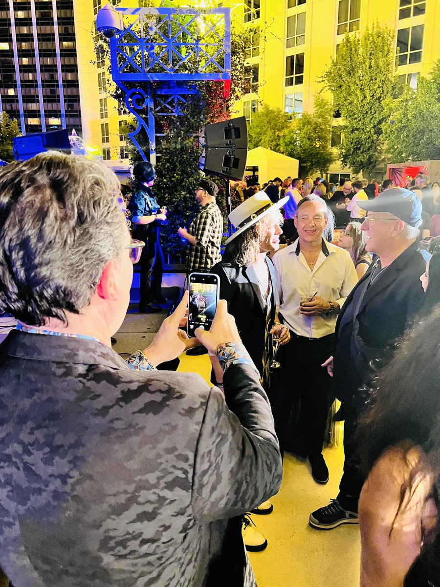 Candies from last night. <a href="/LVBatOutOfHell/">Bat Out of Hell - Las Vegas</a> opener. <a href="/ParisVegas/">Paris Las Vegas</a> w/ @KennyOrtegaBlog <a href="/traviscloer/">Travis Cloer</a> Travis Cormier #RJNow <a href="/reviewjournal/">Las Vegas Review-Journal</a> 📷 <a href="/StephPayneMusic/">Steph Payne</a>
