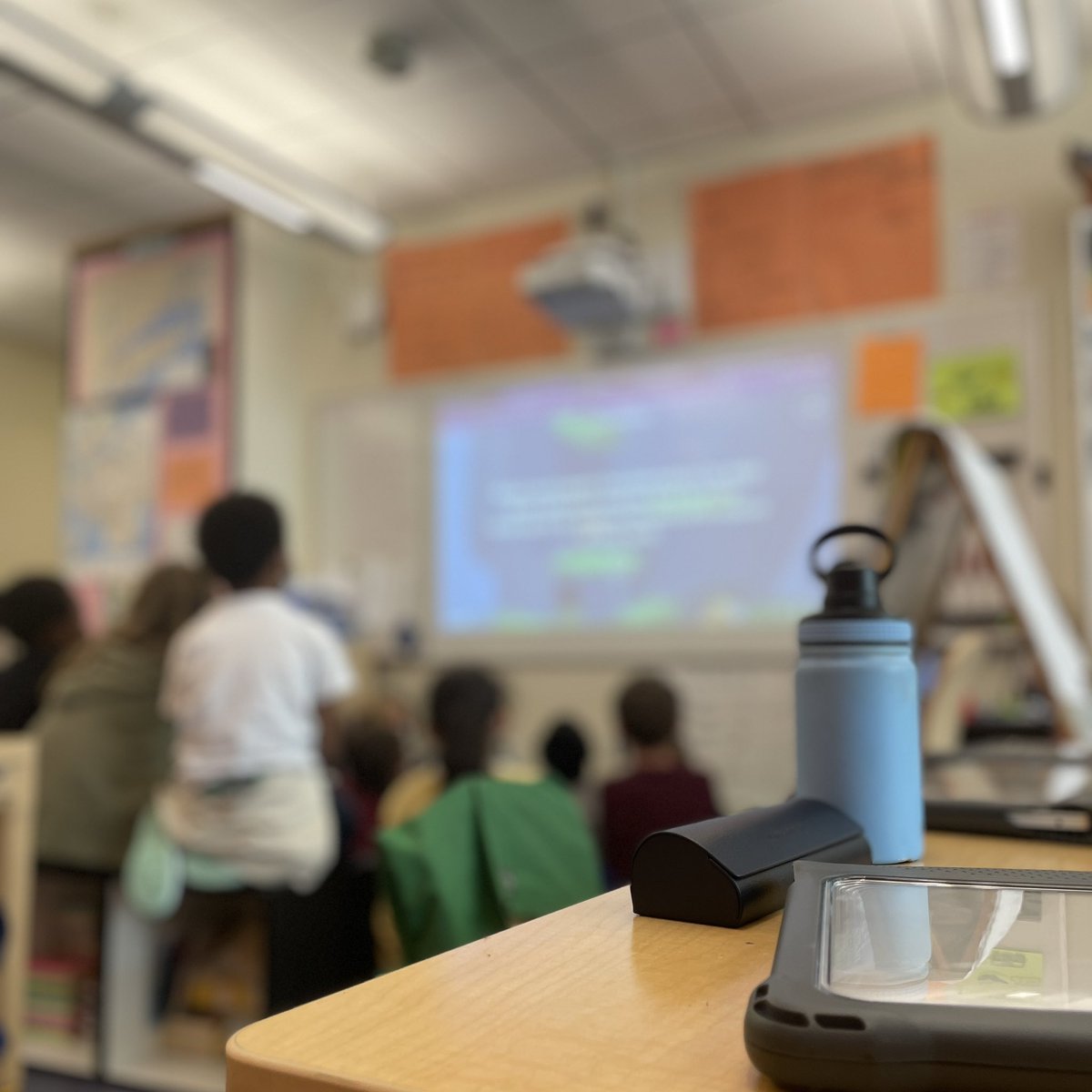 I got the honor of visiting <a href="/The_School/">TheSchoolAtColumbia</a> in New York this week and observe classes and talk to both teachers, admin and students! Thanks @Anderson_Harp for welcoming me to the school!