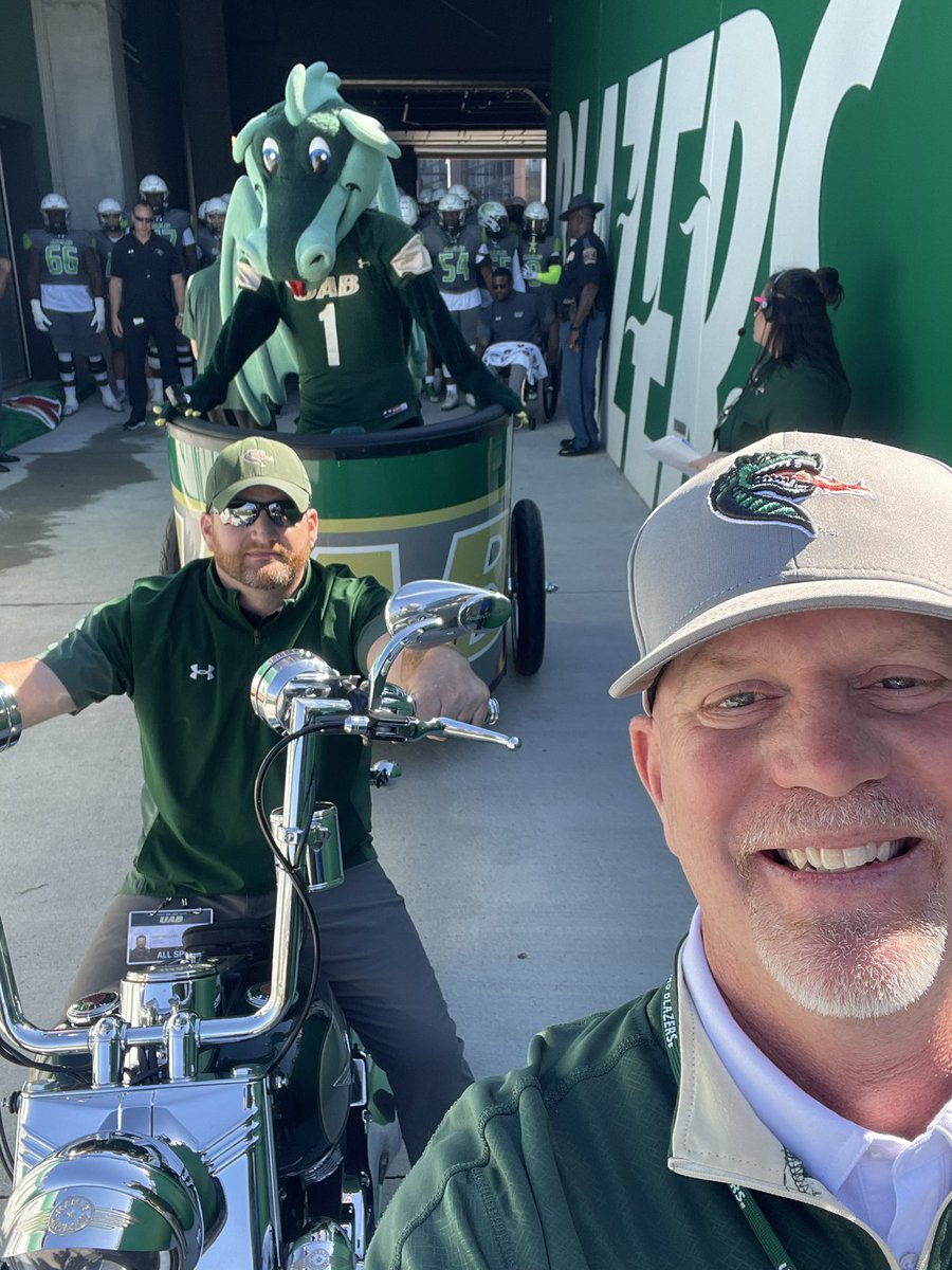 CalvinSpeedyWilburn (@speedycalvin) on Twitter photo Itās <a href="/UAB_FB/">UAB Football</a> game time for the annual <a href="/ChildrensHarbor/">Children's Harbor</a> game! Honored to be āstadium guyā for all home games but especially this one! Itās <a href="/UAB_FB/">UAB Football</a> game time for the annual <a href="/ChildrensHarbor/">Children's Harbor</a> game! Honored to be āstadium guyā for all home games but especially this one!