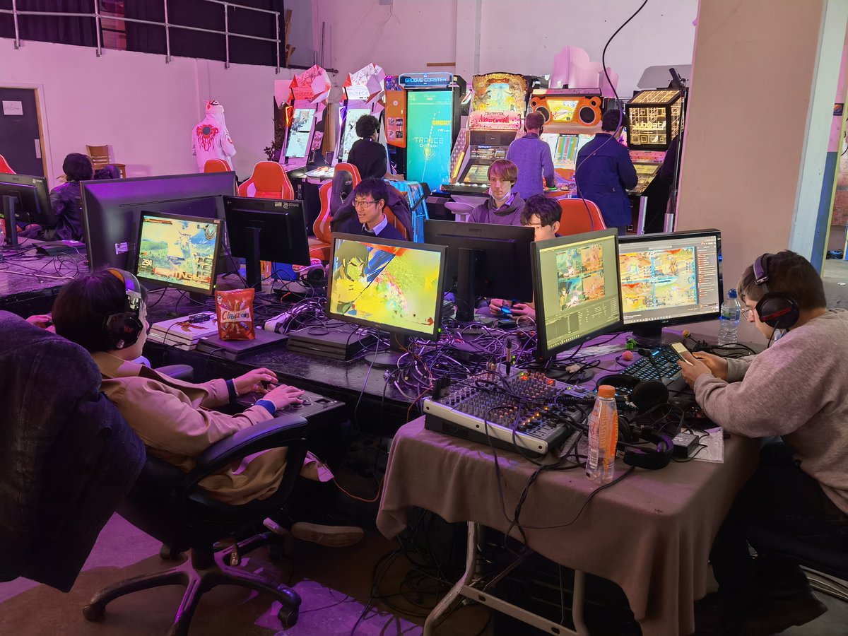 FreeplayC's tweet photo. The next #GundamBoost Saturday will be the 22nd October! #MobileSuitGundam #ExtremeVs #MaxiBoostON https://t.co/HWkwzSEeSa
