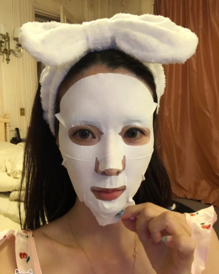 Sheila_uu's tweet photo. Make a hydrating skin care mask, have a good sleep, today's beautiful day is over, tomorrow will lead to a better day https://t.co/CkxawiVdxt