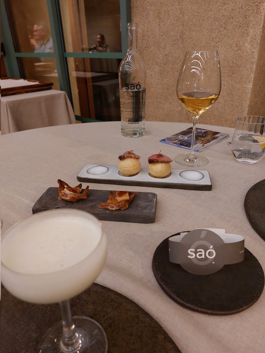 albertsalvadors's tweet photo. Celebracio especial al restaurant @saocatering de Fonteta #gastronomia #8oct2016 https://t.co/UD1XaGcO8Q