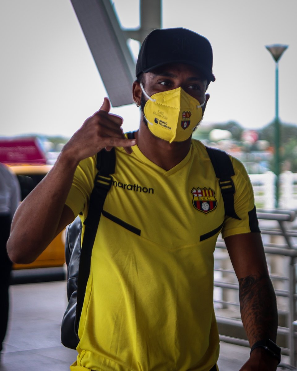 BarcelonaSC's tweet image. ¡Cuenca, allá vamos! Barcelona partió a la capital de la Provincia del Azuay ✈️

#DCuencaBSC #VamosÍdolo 🟡⚫️