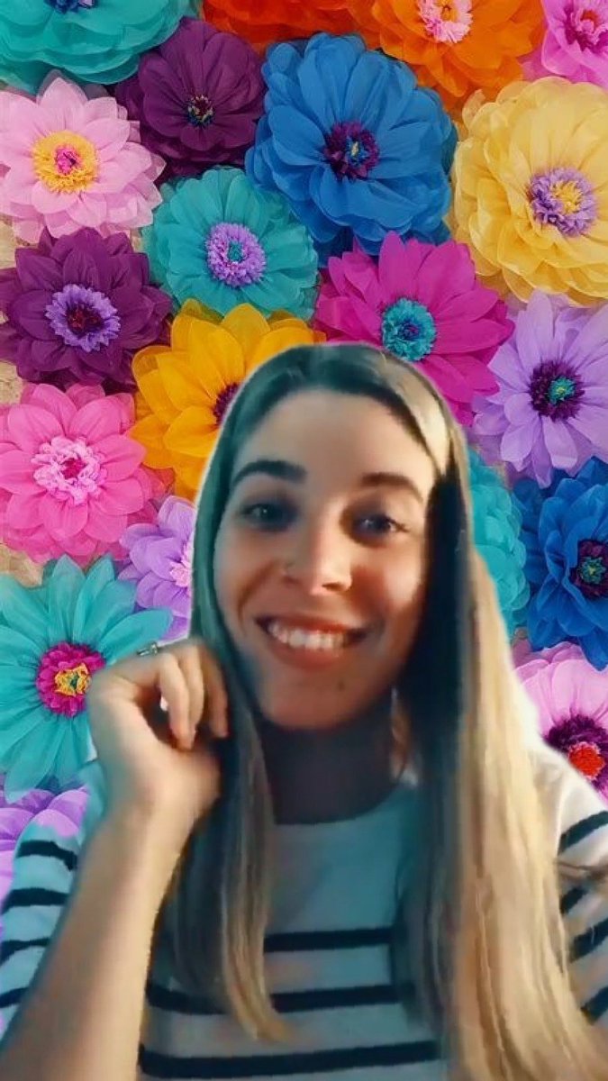 Coco2019CABJ's tweet photo. @GretaMartinell1 UN BESO Y ABRAZO GIGANTESCO GRETA!! https://t.co/qpBlUeYSdu