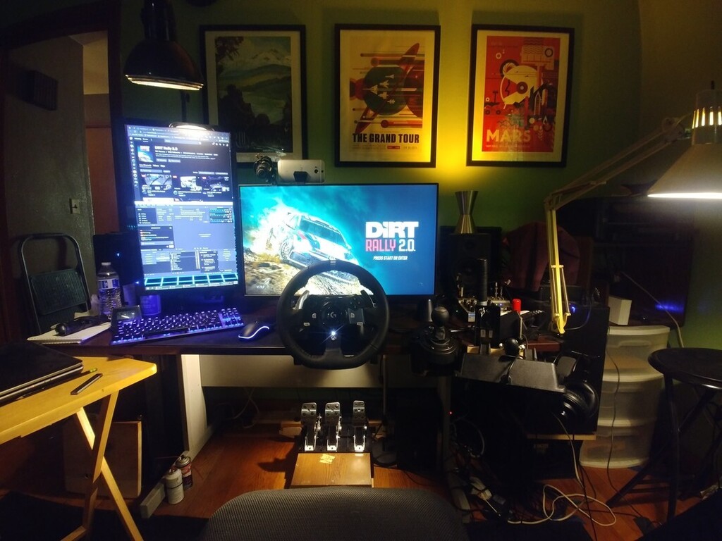 BarrelRollersTV's tweet photo. From this angle you might not even see that Philtact's handbrake is repurposed pedal set 😅 Gotta love the innovation! #simracinghardware #dirtgame #gamingcommunity #racing #twitch https://t.co/EuHXtH3b4z