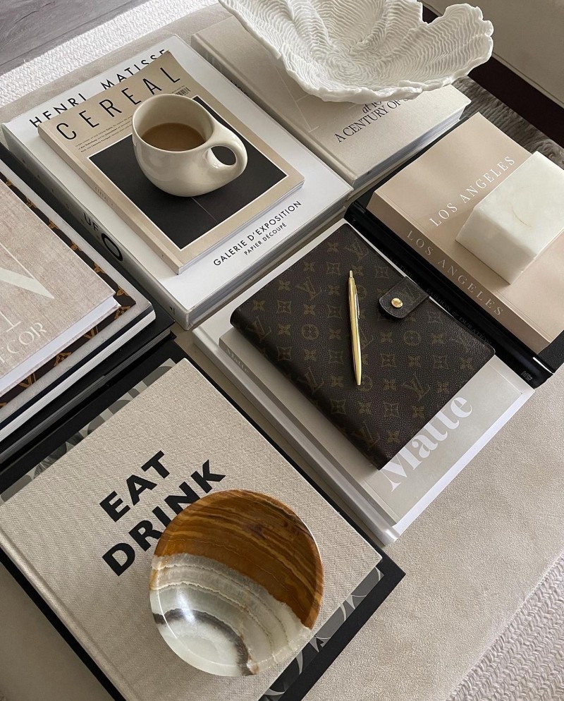 thisisglamorous's tweet photo. News 07.10.22 : Today’s Articles of Interest from Around the Internets by P.F.M. >>> https://t.co/wrjKdI0XwT https://t.co/OUySwDNYdZ