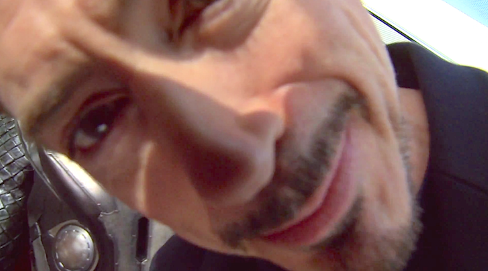 TeamDowney1965's tweet photo. So this is how it will look like if robert downey jr ever gets superclose to my face. 🙂 https://t.co/3300KJZcXC