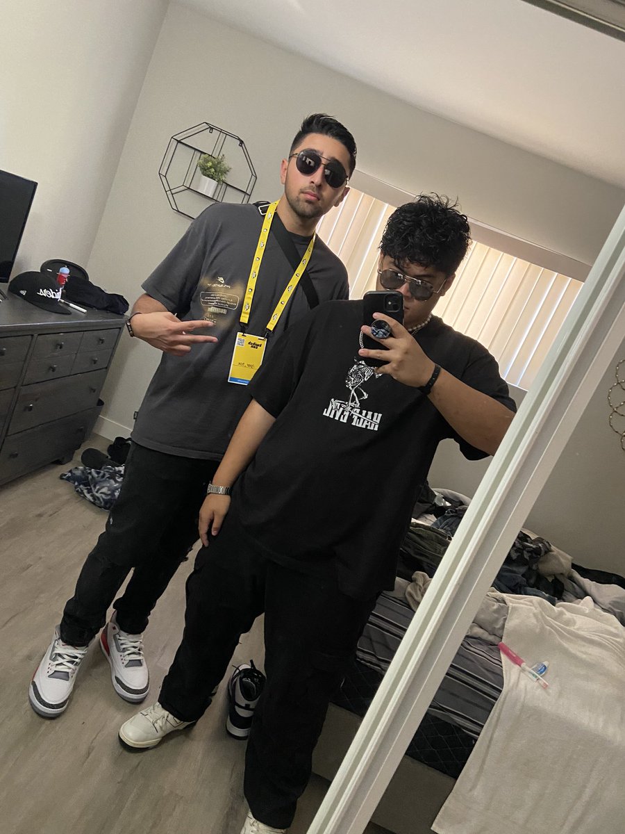 PSRtox's tweet image. TwitchCon Day 2 😮‍💨