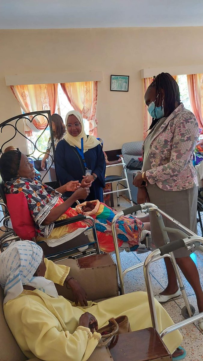 RB_organisation's tweet photo. #customerserviceweek with @sbmbankkenya

We visited a home for the elderly with Mombasa's; Nyerere, Mtwapa, Old Town and Jubilee branches.

Asante sana for your love and care.

#CustomerServiceWeek2022 
#TeamRB https://t.co/QmIOagIAm7
