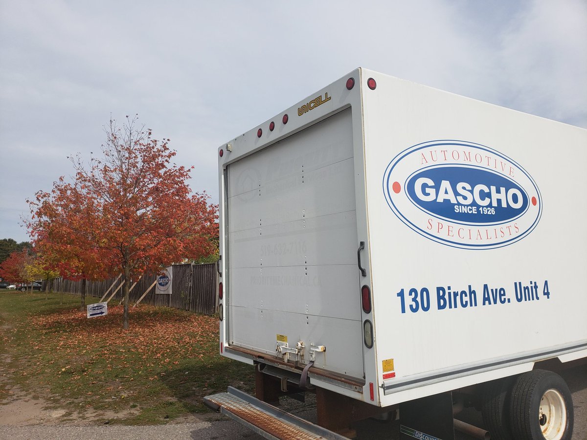 GaschoAuto's tweet photo. With the leaves changing colour and cooler temps... our shop is ready to get your winter tires installed! https://t.co/lvPXzWaETK