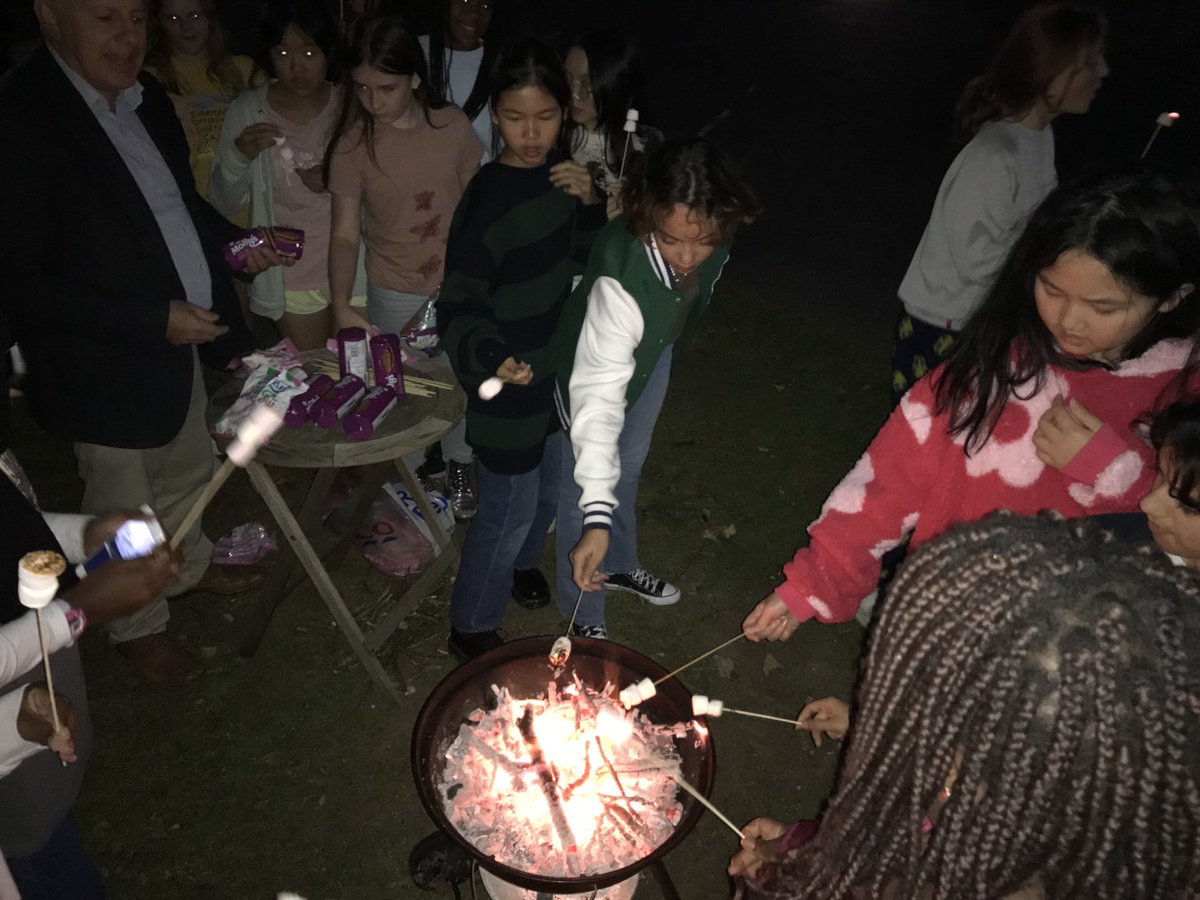 StSwithunsLeRoy's tweet photo. #Iloveboarding https://t.co/VafcJfJ6r8