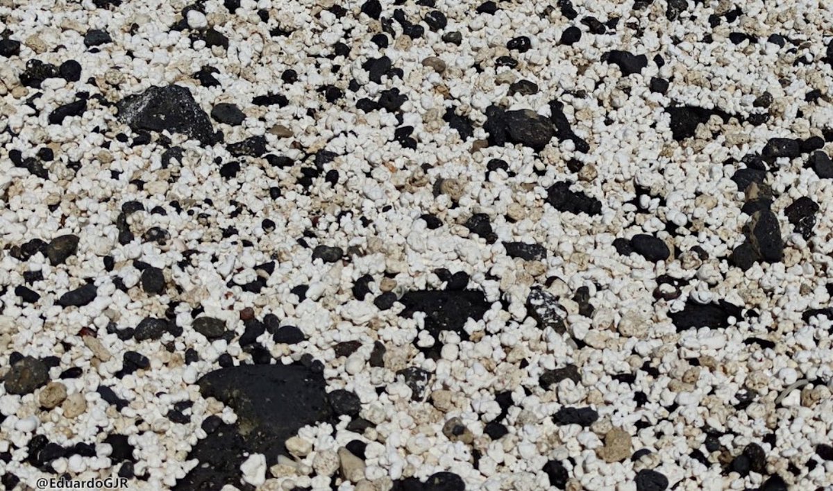 CPJannyBarrera's tweet photo. PopCorn Beach, la maldición de la popularidad
La primera vez que esta maravilla natural apareció en redes sociales fue acompañada del hashtag #PopCornBeach. 3/5 https://t.co/fagTPFIXVk