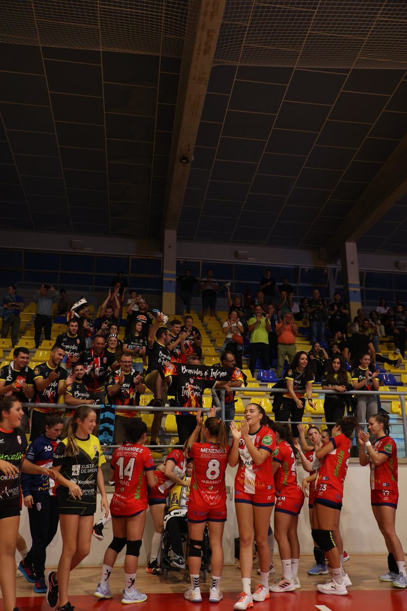 😎 Efectivamente, non hai dous sen tres 
🫡 Espectacular traballo de toda a tripulación.
✅ Terceira vitoria noutros tantos partidos en Tui.
🔥O avance da obra da Sangriña decidira se é a última.
🤗 Sexa como sexa, INFINITAS GRAZAS, <a href="/Concellotui/">Concello de Tui</a> e <a href="/BALONMAN_TUI/">BM TUI</a>.

#TodasaBordo