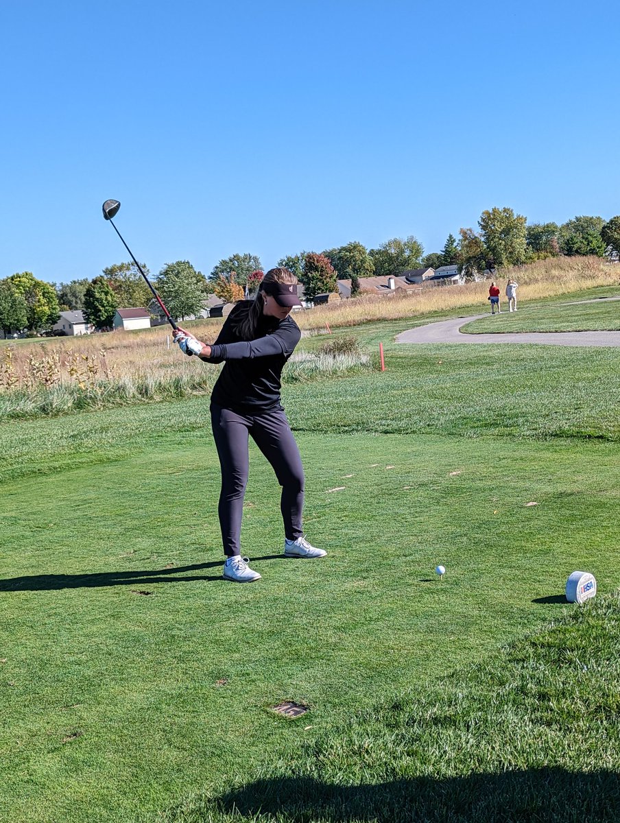 HistoryCzar0's tweet photo. @bagogolf Kyra final hole at state. https://t.co/jHGJa4vGQY
