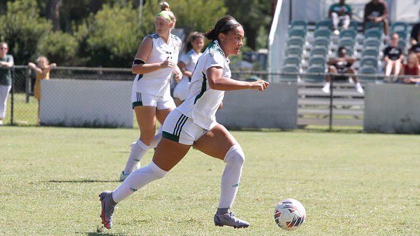 UMO_W_Soccer's tweet photo. 3️⃣ points at Amon Field‼️
Olivia Womack and Karen Barry score our 3 goals in today’s 3-0 conference win against King 🔥
#NoBigDill | #GoTrojans ⚔️⚽️ https://t.co/zO7muw7DA5