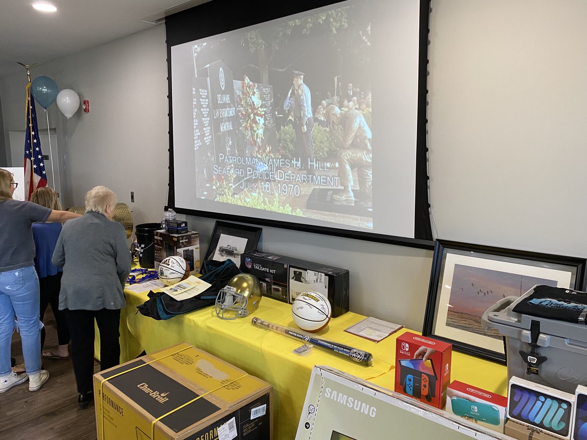 TJ6Foot4's tweet photo. Happy to be supporting the #Delaware chapter of the #ConcernsOfPoliceSurvivors as they celebrate 20 years of supporting the families of fallen officers.  A special #ThankYou to Mrs. Allione for her endless dedication. https://t.co/risKq8MzTr