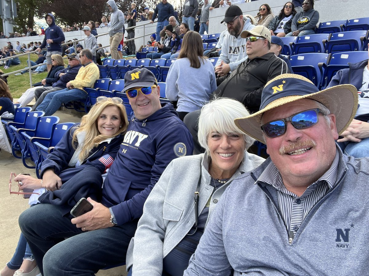 Dill53's tweet photo. #GoNavy https://t.co/dwrgX56pry