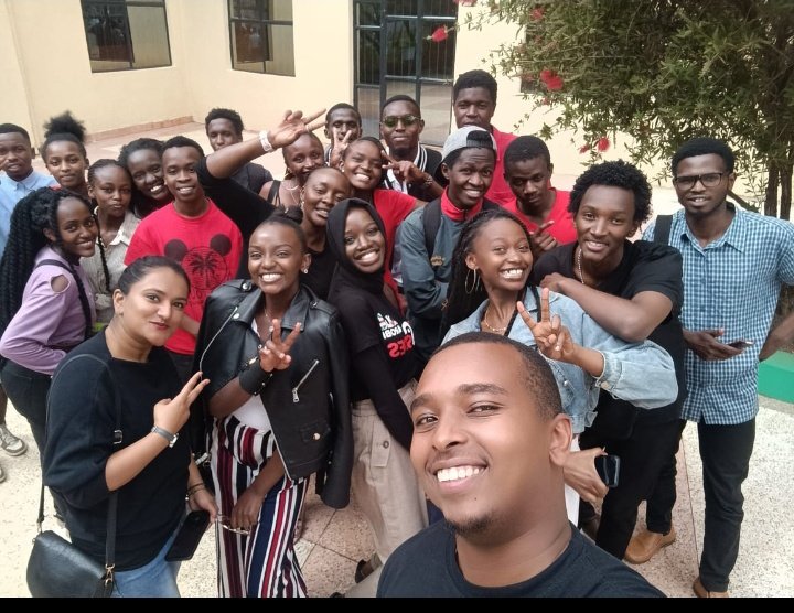 gdsc_mku's tweet photo. GdscSheHacks Cyber Security team🔥☺️ 
#cybersecuritymeetup session https://t.co/pT2qRc2K7D
