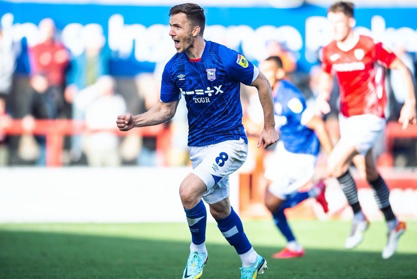 Lee Evans tweet media