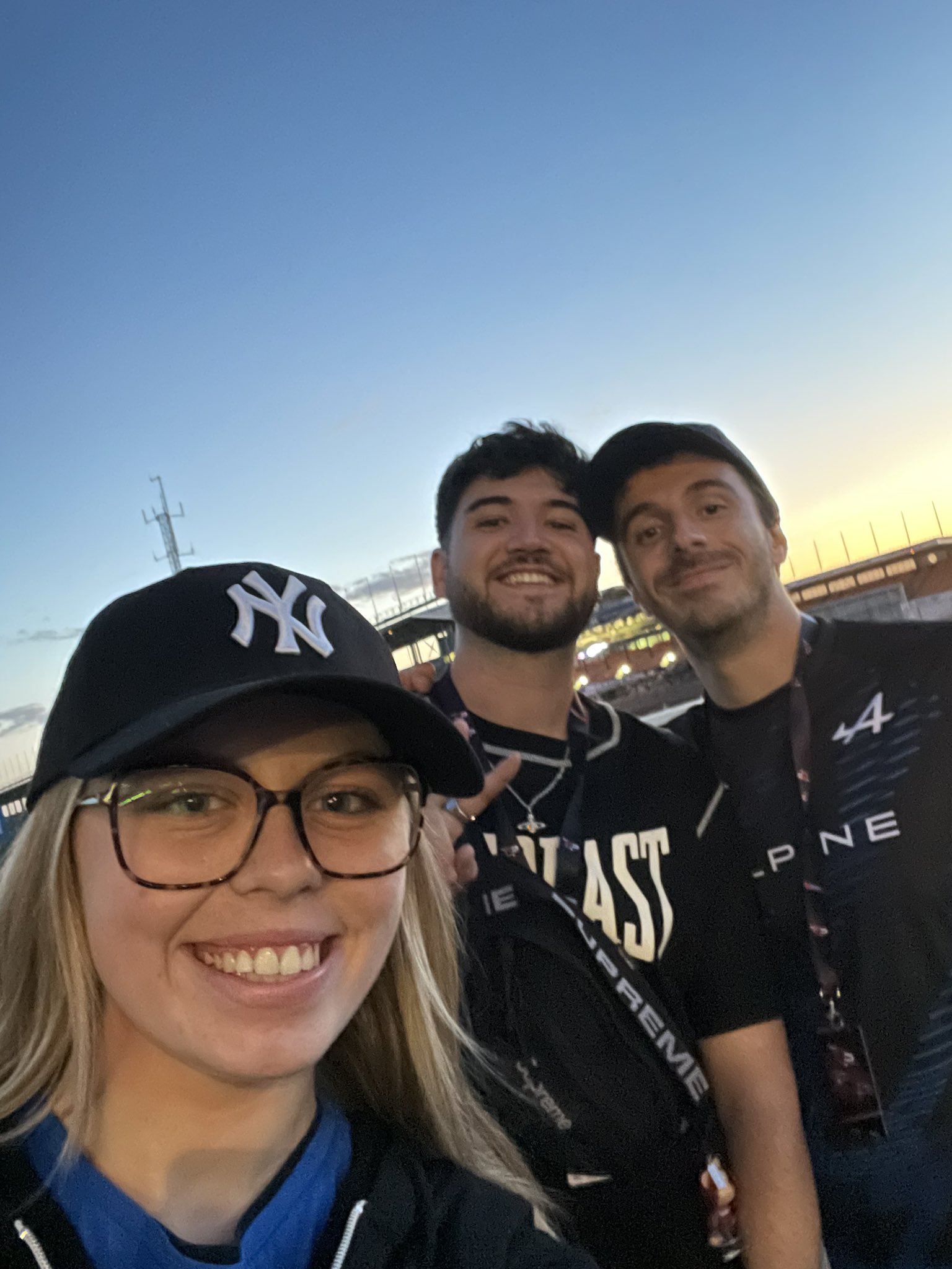 djilsi fanpage (Djilsi_fanpage) / Twitter