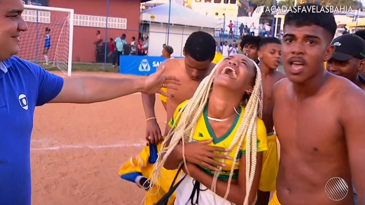 BETALAB_060's tweet photo. @badr4sta ⬅️Treinadora
Parabéns!
Sussuarana é Campeão da Taça das Favelas Bahia
#TaçaDasFavelasBahia #TamoJuntoBMD #GeComVc https://t.co/xwl33sD8Sk