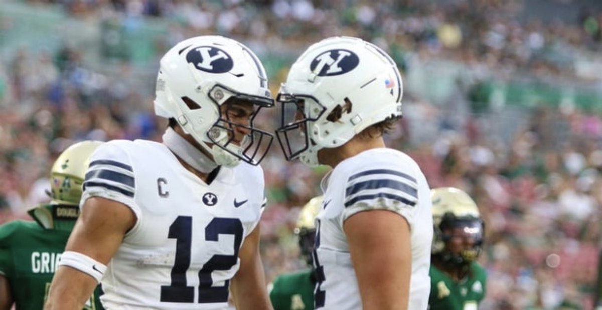 BenCriddleShow's tweet photo. Per @PeteThamel BYU Wide Receiver Puka Nacua is expected to play against Norte Dame in Las Vegas. For the first time this season BYU will have both star receivers Puka Nacua & Gunner Romney.
#BYU #BYUFootball #BYUvsND #ESPN960 #GoCougs #PukaNacua #GunnerRomney https://t.co/HXgWdtJaxM