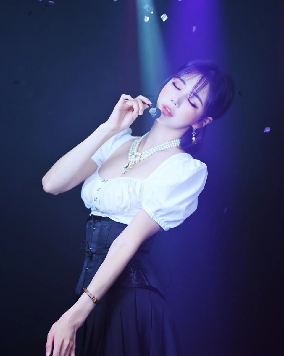 107DN's tweet image. 💙🤍🎧