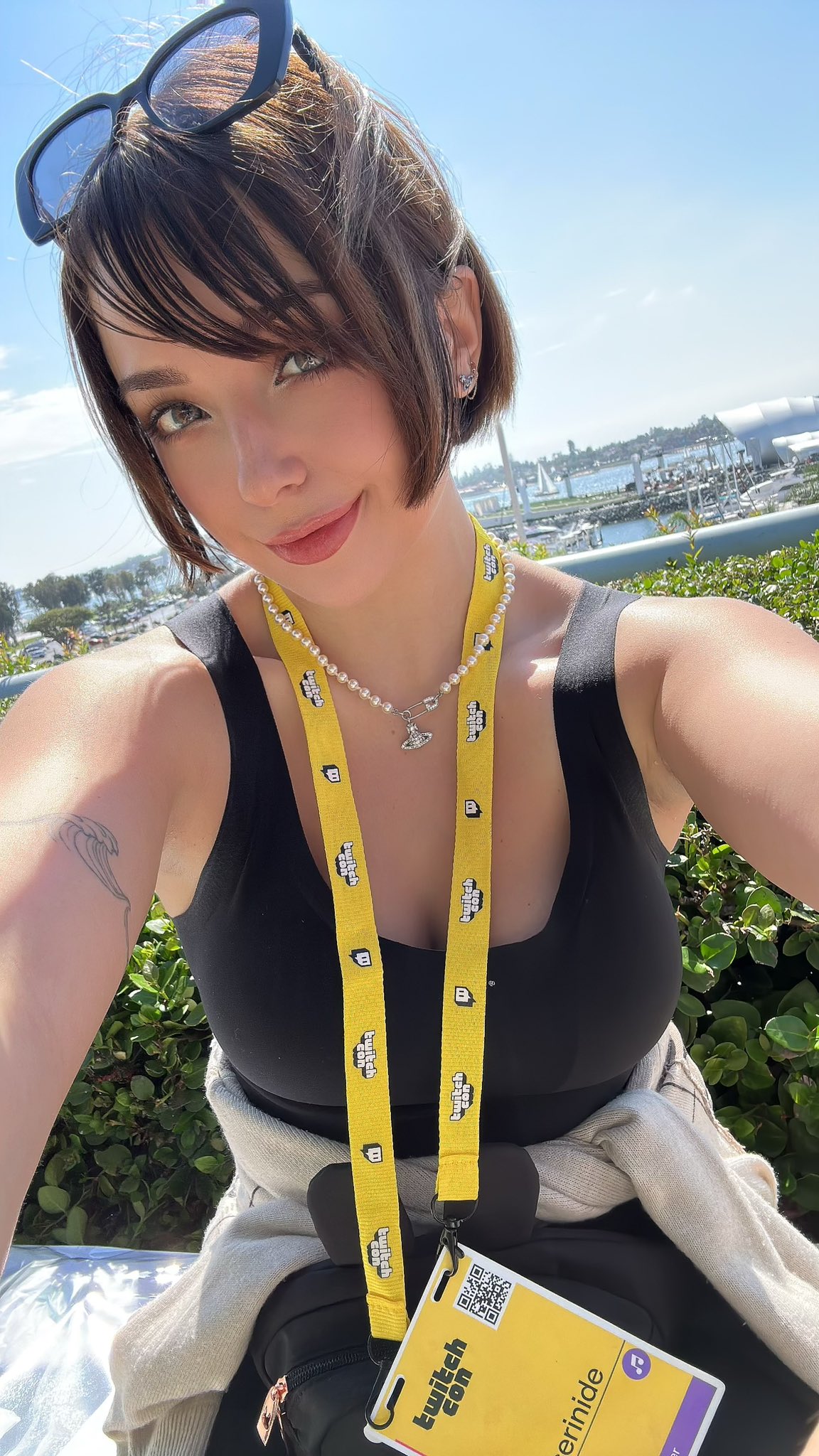 TW Pornstars - Reb 🔜 #LCSFinals! 🎮. Twitter. hello it is me twitch dot