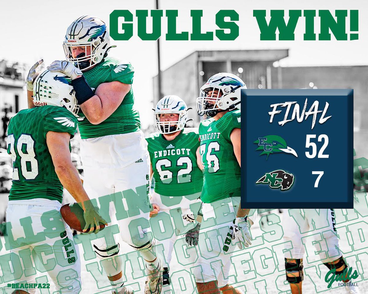 EndicottFB's tweet photo. Great day to be a Gull! 
#BeachBall 🏖🏈 https://t.co/9WV7FpSGLo