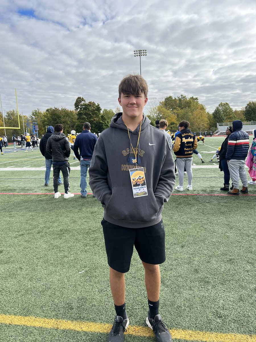 Thanks @CoachKohn12 and @Coach__Bohl for the awesome game day visit! Had a great time at the game! @SienaHeightsFB