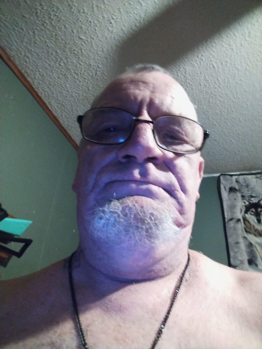 dudgcbcrbin's tweet photo. Sending cock pic to anyone who likes https://t.co/Q5evcuLtdt