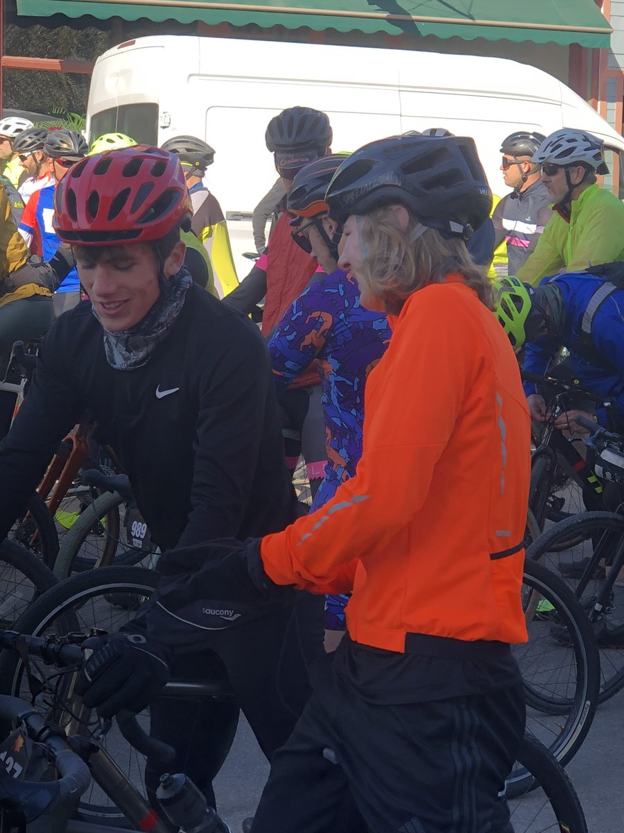AnastasiaHFolpe's tweet photo. They boys did a thing today, the #FilthyFifty in @LanesboroMN! We had gorgeous fall weather and a welcoming event and post-ride microbrew celebration for the 25, 50, and 100-mile races. With #AndrewFolpe. #gravel #MNgravel #graveleur https://t.co/WH0So573xV