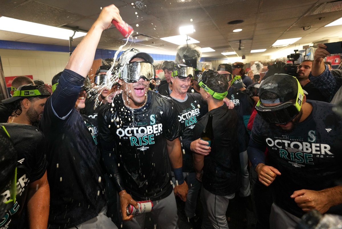 MLB's tweet photo. Partying their way to a home playoff game. #CLINCHED #Postseason https://t.co/fgYzW6LEqQ