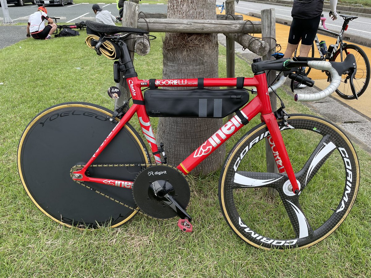 minoura_jp's tweet image. 道半ばですが漢の中の漢自転車とご一緒させていただいたので思わず

70t…😳

#渥美半島ぐる輪サイクリング
#cinelli
#digirit 
@ChainIzumi