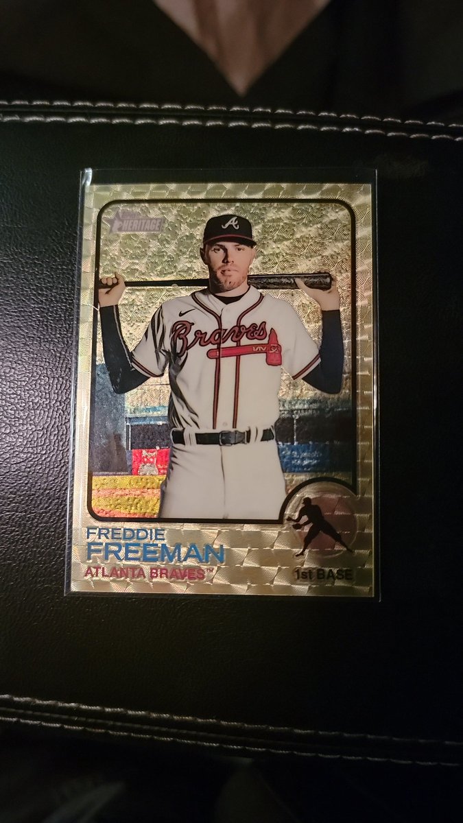 JPMastin's tweet photo. Just pulled this from a pack I bought at Big Lots.
@sports_sell @Iminsearchof 
@ClubOneOfOne1 https://t.co/fiQ8ABU9ET