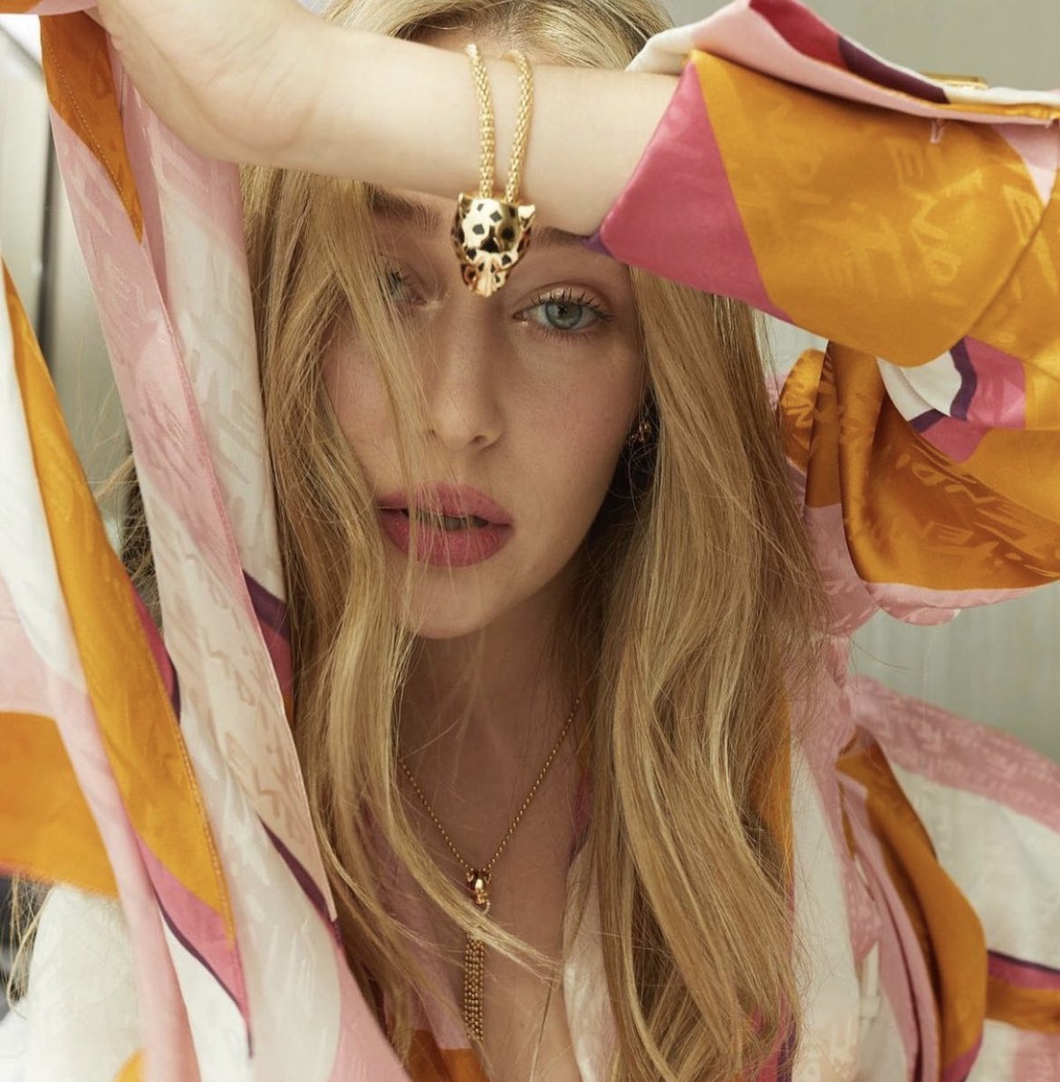 BradMullinsHair's tweet image. #AlyciaDebnamCarey 
Jesse Leigh Elford 
Kate Darvil 
Filomena Natoli 
#BradMullinsHair using @OriginalMineral #BMxOM #OriginalMineralStyling