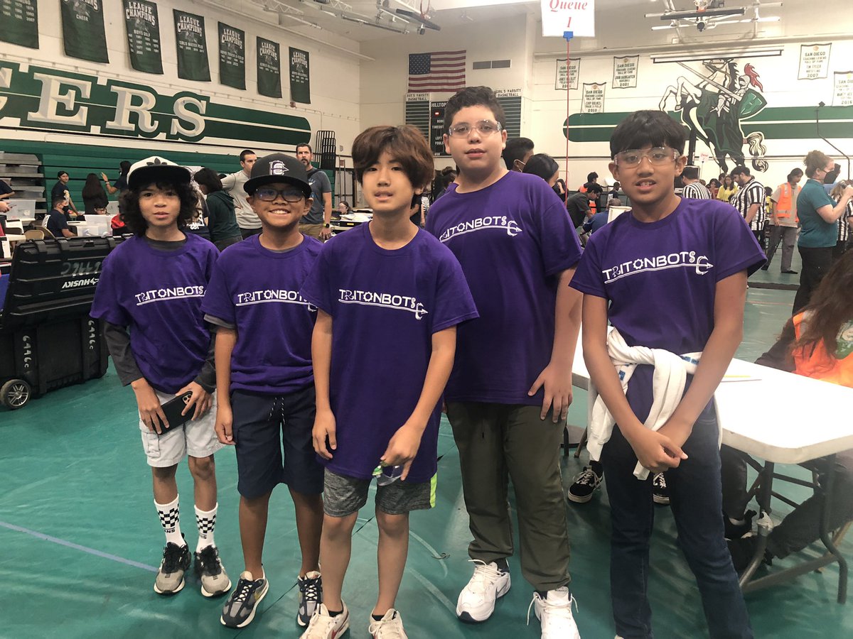 Our first Robotics competition. So much to do, so much to work on! Our ELM students are amazing! It’s all about team work! I’m very proud of them.
