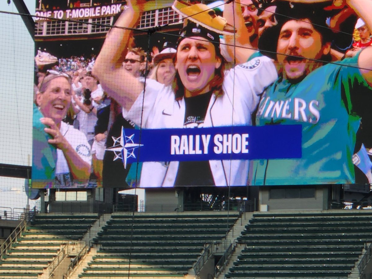 dnagel1653's tweet photo. #seattlesportsradio if you were there you know!!! https://t.co/PvtcdRBGa0