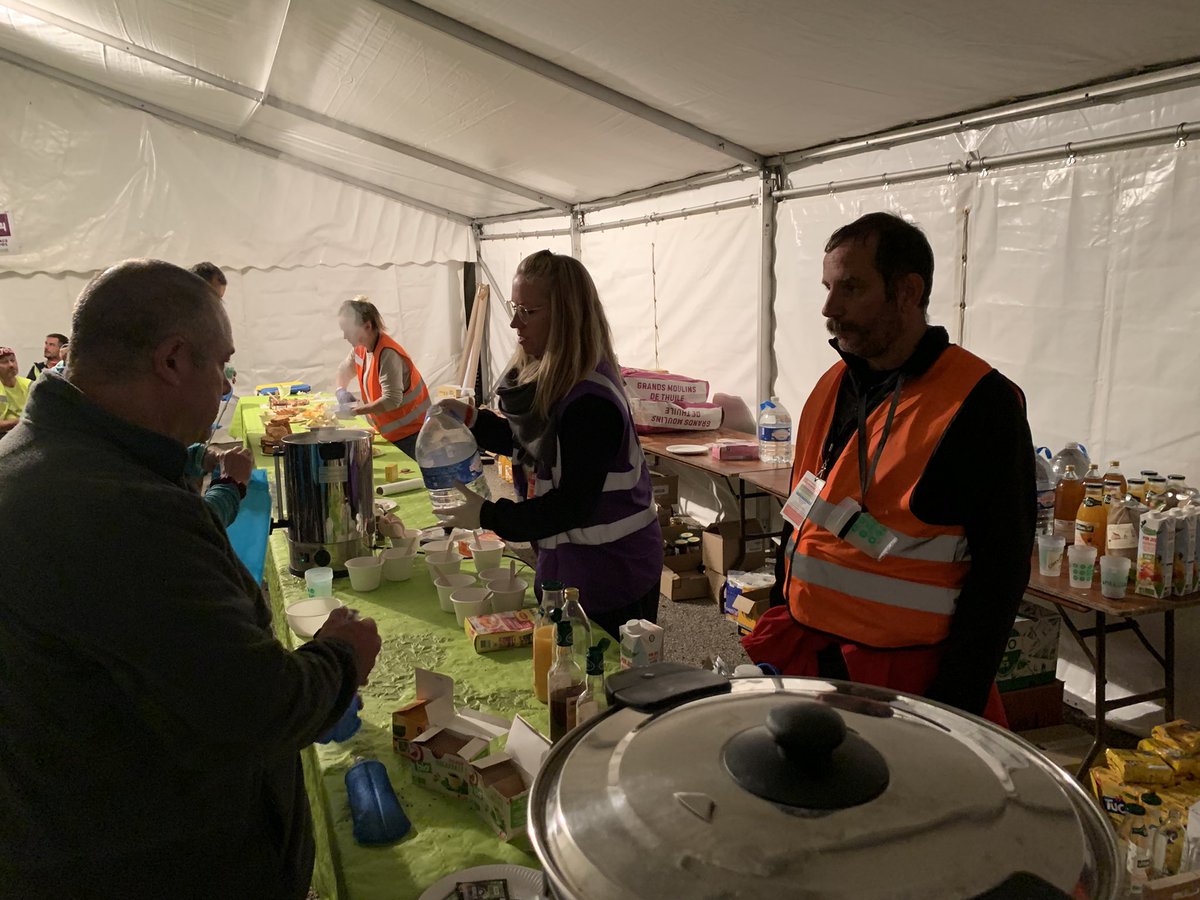 Trailwalker Oxfam tweet media