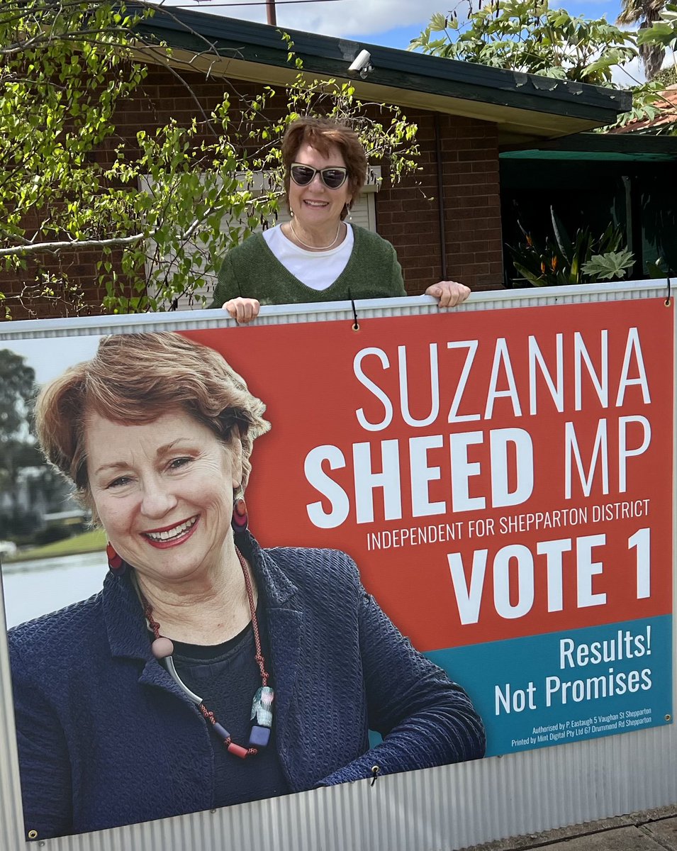 SheedSuzanna's tweet photo. So the campaign begins! A respite from the rain to get corflutes up on a sunny Sunday in Shepparton and District #ResultsNotPromises #Independent #SpringSt #auspol https://t.co/qDXw9zRski