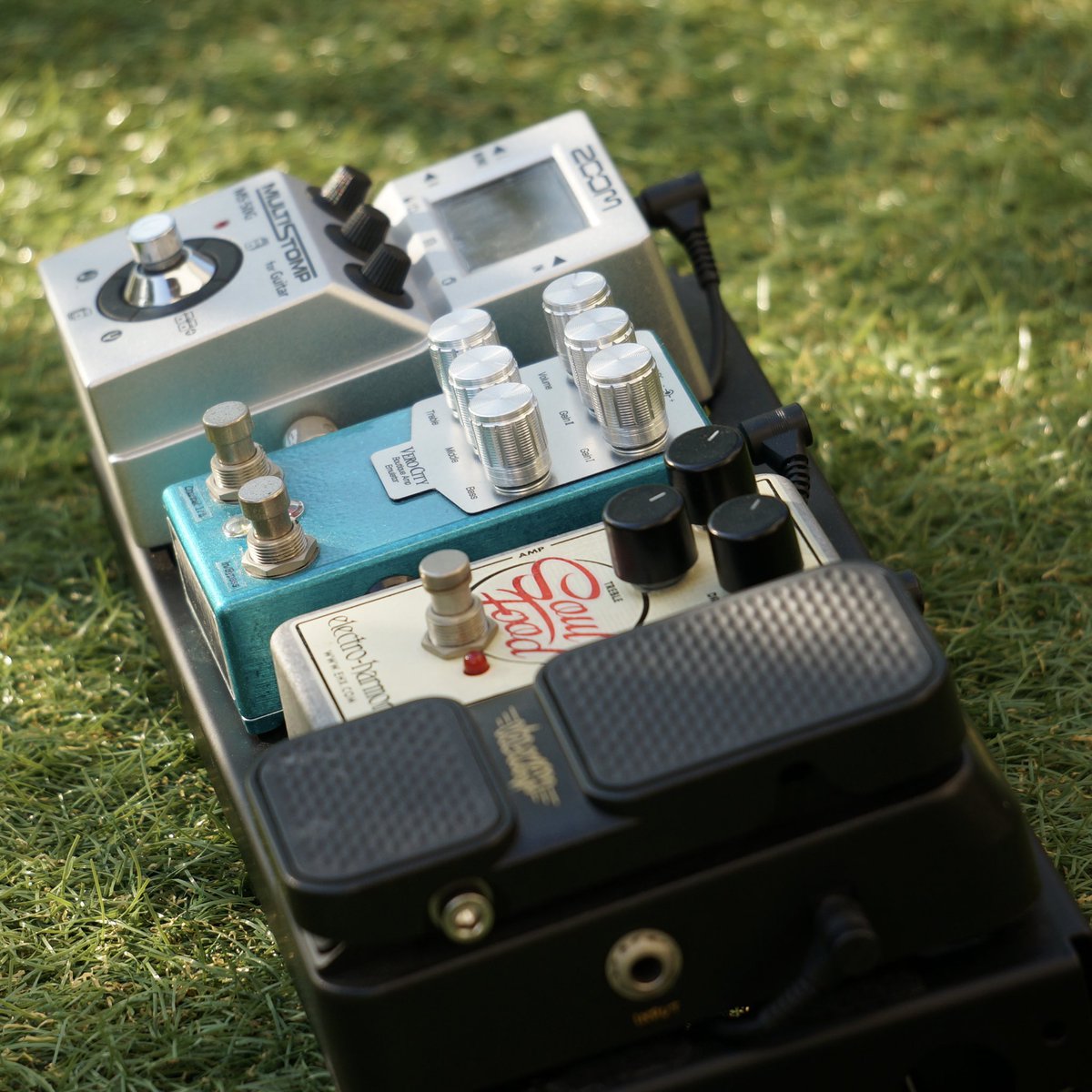 RimoGt's tweet photo. おはようございます🌅

#エフェクターのある風景 #guitarpedalinascene https://t.co/0I6fCYh7Ef