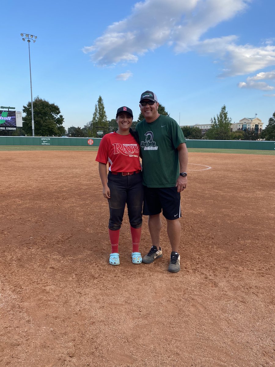 IsabelleBavaro's tweet photo. Today I attended a camp at USC Upstate, I am thankful to the coaches for taking the time with me to give me a better understanding on my infield footwork and offensive drills. Overall I had a great experience! @UpstateSoftball @Eagles06Whitby @PACKUPSTATE https://t.co/NqolgQuBE6