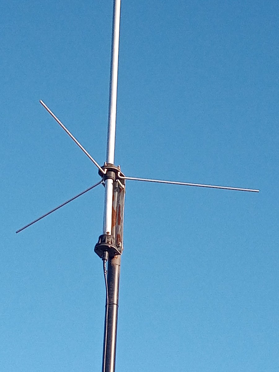 ce2ecf's tweet image. #hamradio #ft8 #radioamateur #radioaficionados #ft8 #yaesu #icom